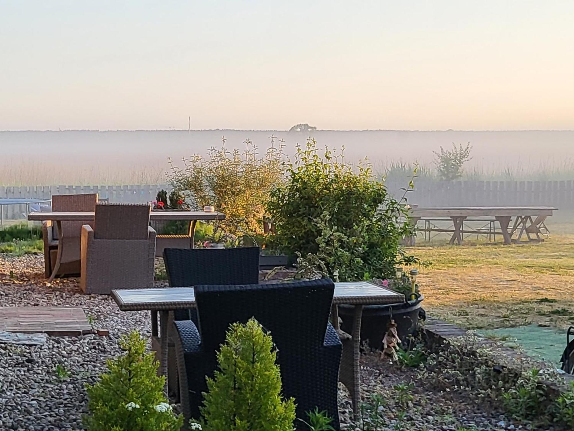 Dom Goscinny Ptaszarnia - Natura-Free Parking Swinoujscie Kültér fotó